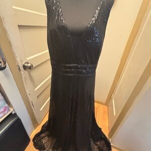 Shimmering Black Sequin Gown new. 5xl